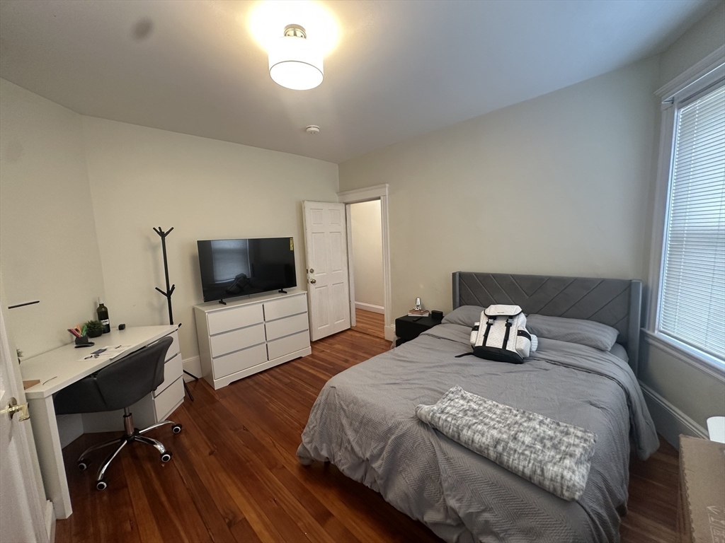 3 bed, 1 bath apartment for rent at 118 Gladstone St Unit 1, East Boston — photo 9 of 16
