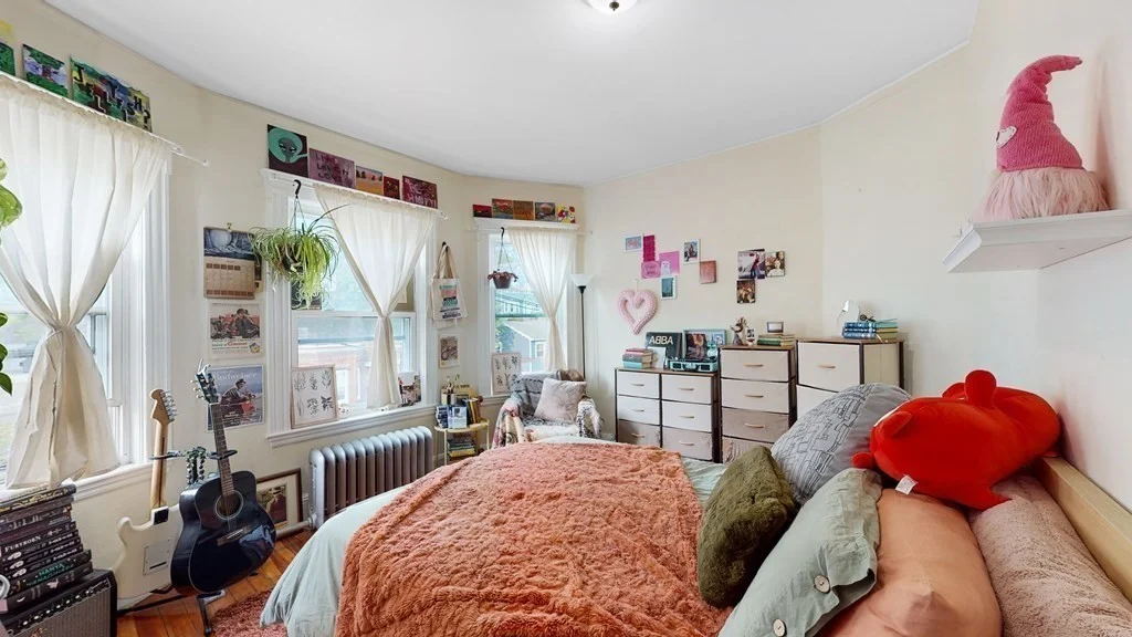 3 bed, 1 bath apartment for rent at 118 Gladstone St Unit 4, East Boston — photo 5 of 12