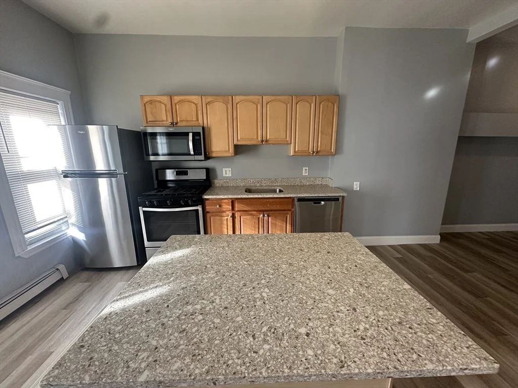 2 bed, 1 bath apartment for rent at 118 Gladstone St Unit B, East Boston — photo 3 of 16