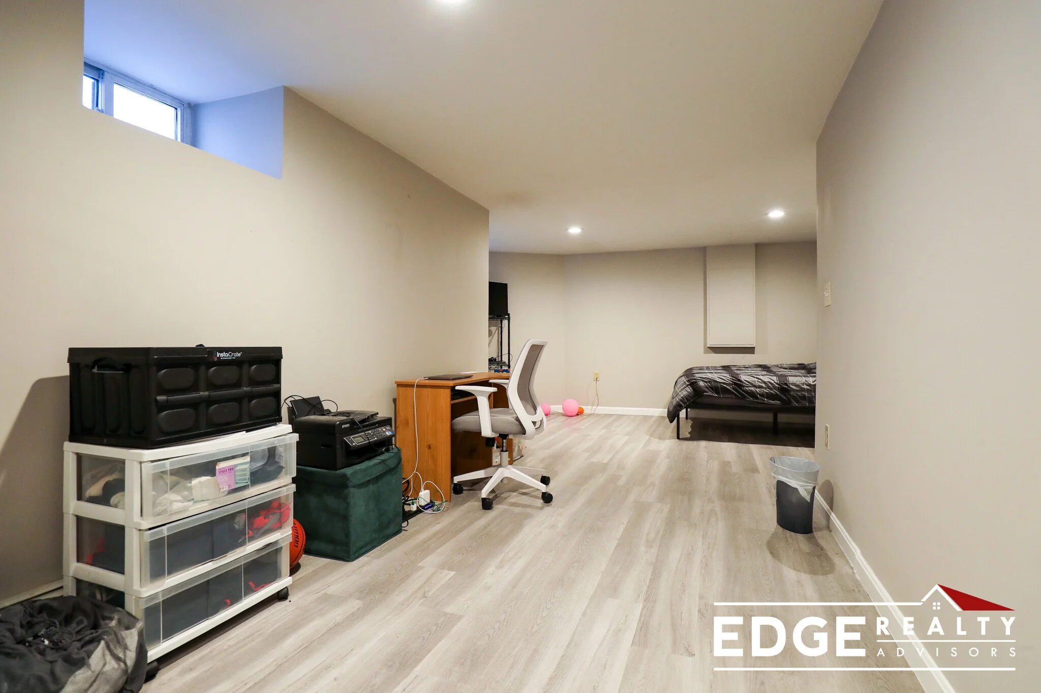 4 bed, 2 bath apartment for rent at 118 Glenville Ave Unit 1, Allston — photo 15 of 16