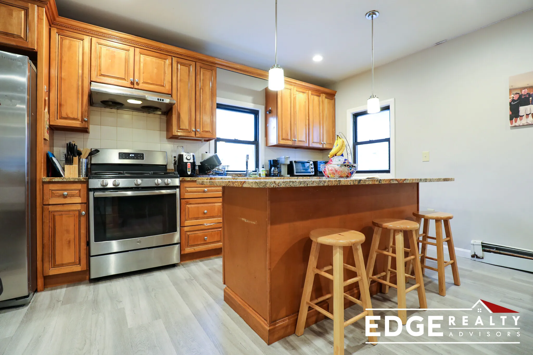 4 bed, 2 bath apartment for rent at 118 Glenville Ave Unit 1, Allston