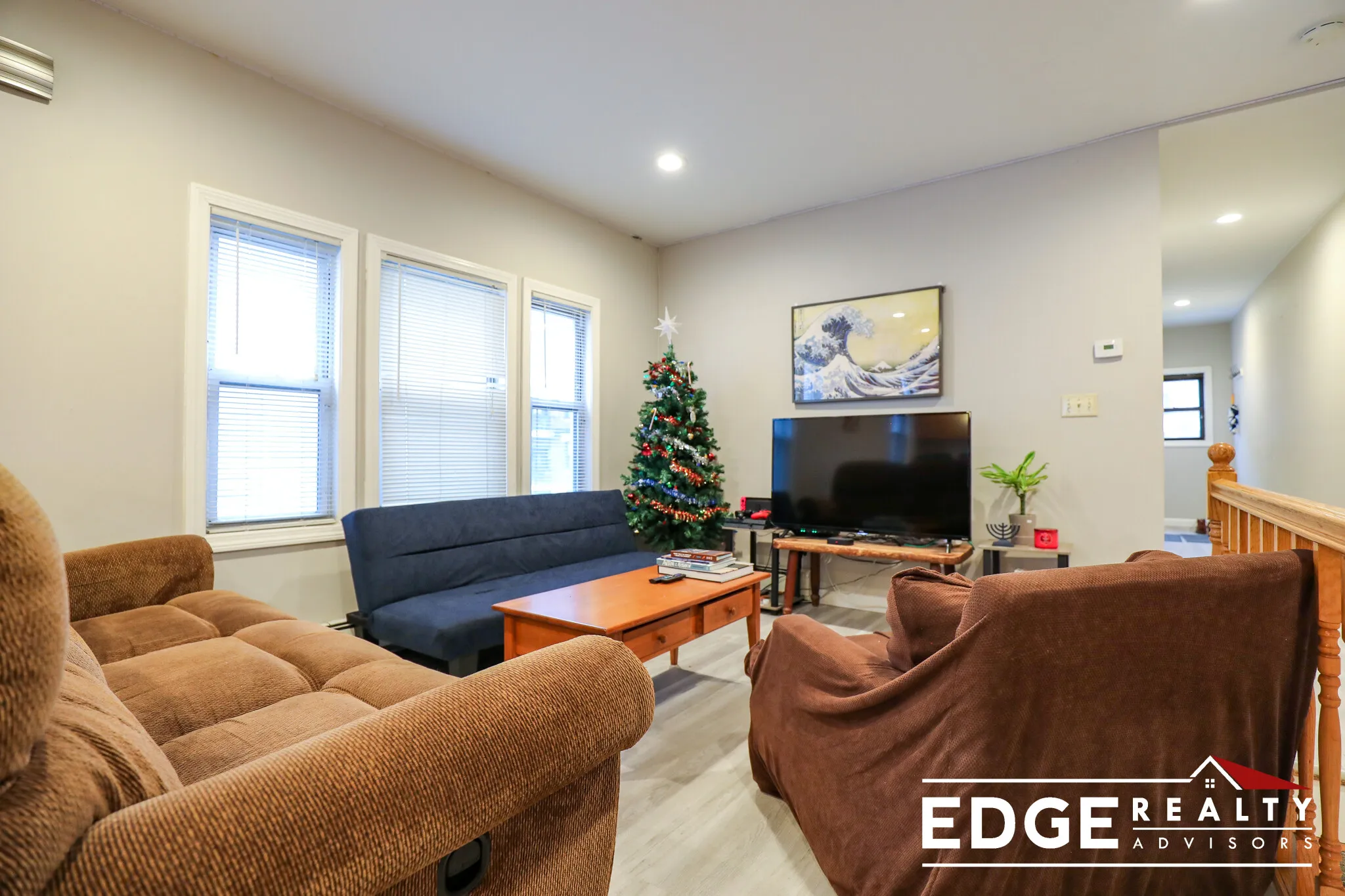 4 bed, 2 bath apartment for rent at 118 Glenville Ave Unit 1, Allston — photo 7 of 16