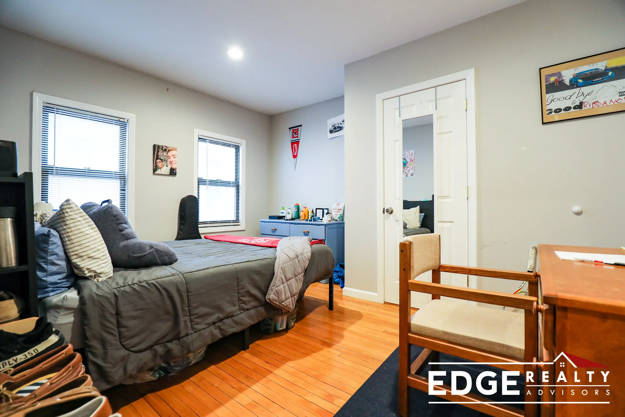4 bed, 2 bath apartment for rent at 118 Glenville Ave Unit 1, Allston — photo 8 of 16