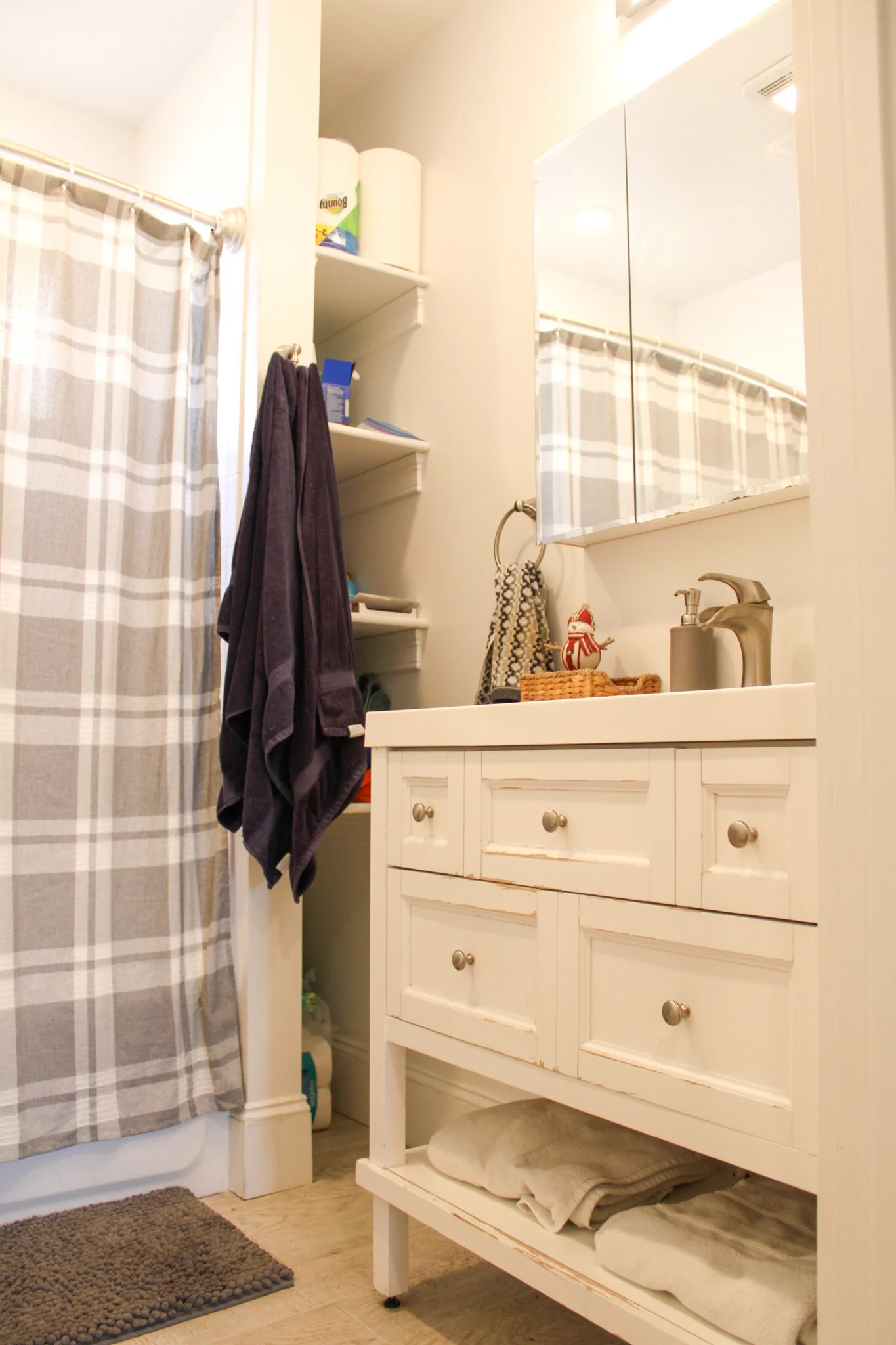 4 bed, 2 bath apartment for rent at 118 Holland St Unit 2 R, Davis Square — photo 8 of 10