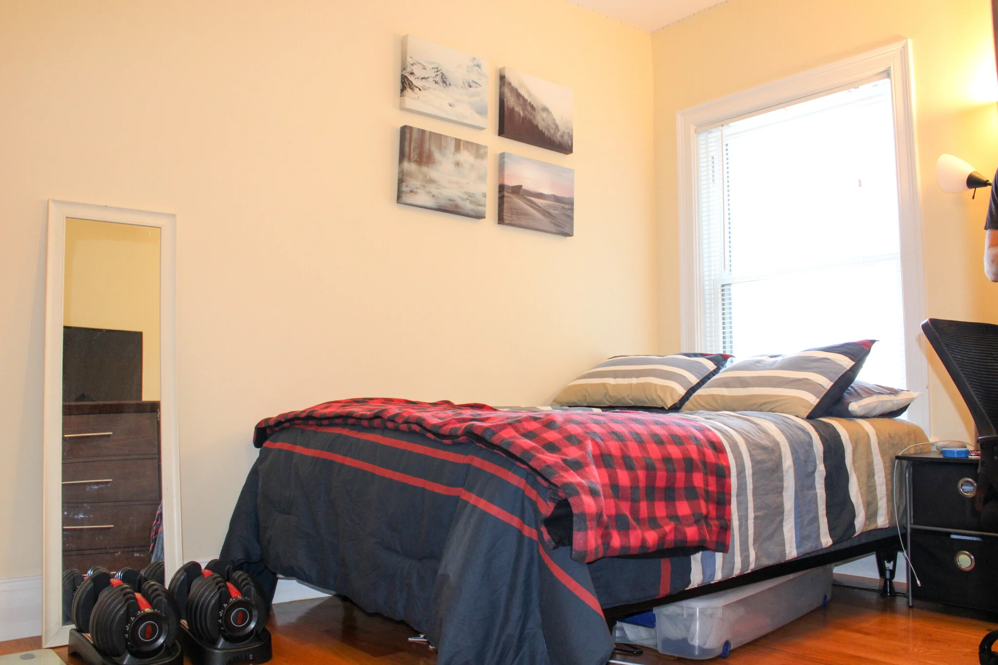 4 bed, 2 bath apartment for rent at 118 Holland St Unit 2 R, Davis Square — photo 9 of 10