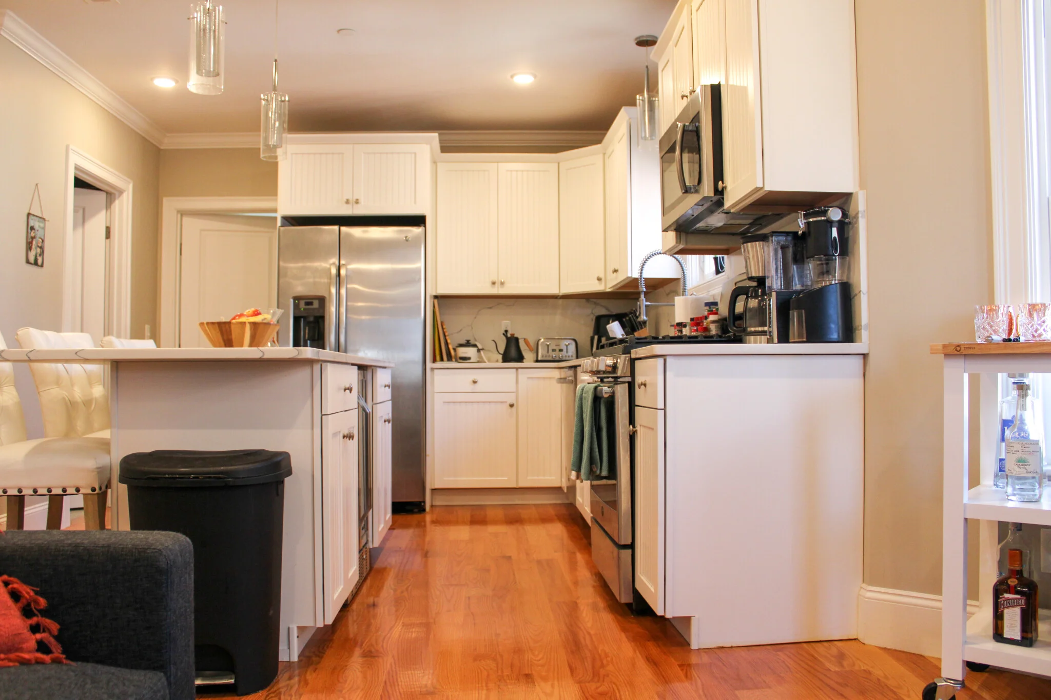 4 bed, 2 bath apartment for rent at 118 Holland St Unit 2 R, Davis Square — photo 2 of 10