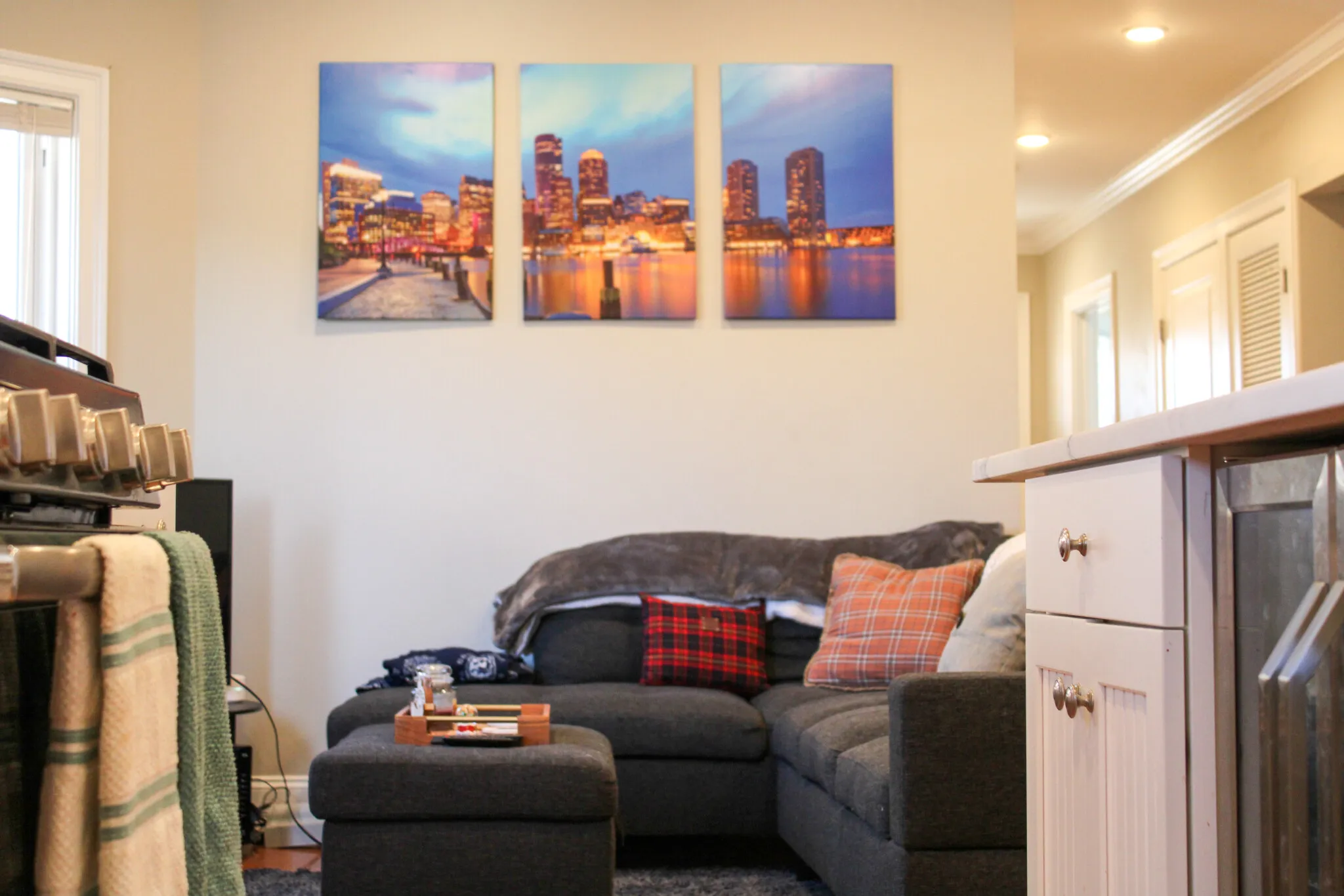 4 bed, 2 bath apartment for rent at 118 Holland St Unit 2R, Davis Square — photo 4 of 22
