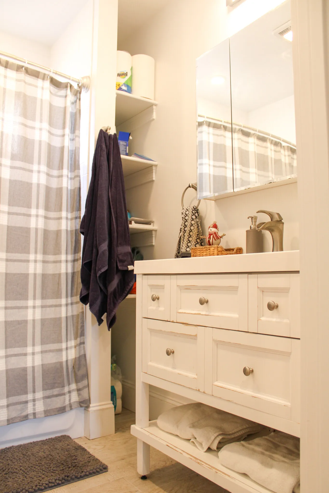 4 bed, 2 bath apartment for rent at 118 Holland St Unit 2R, Davis Square — photo 7 of 22