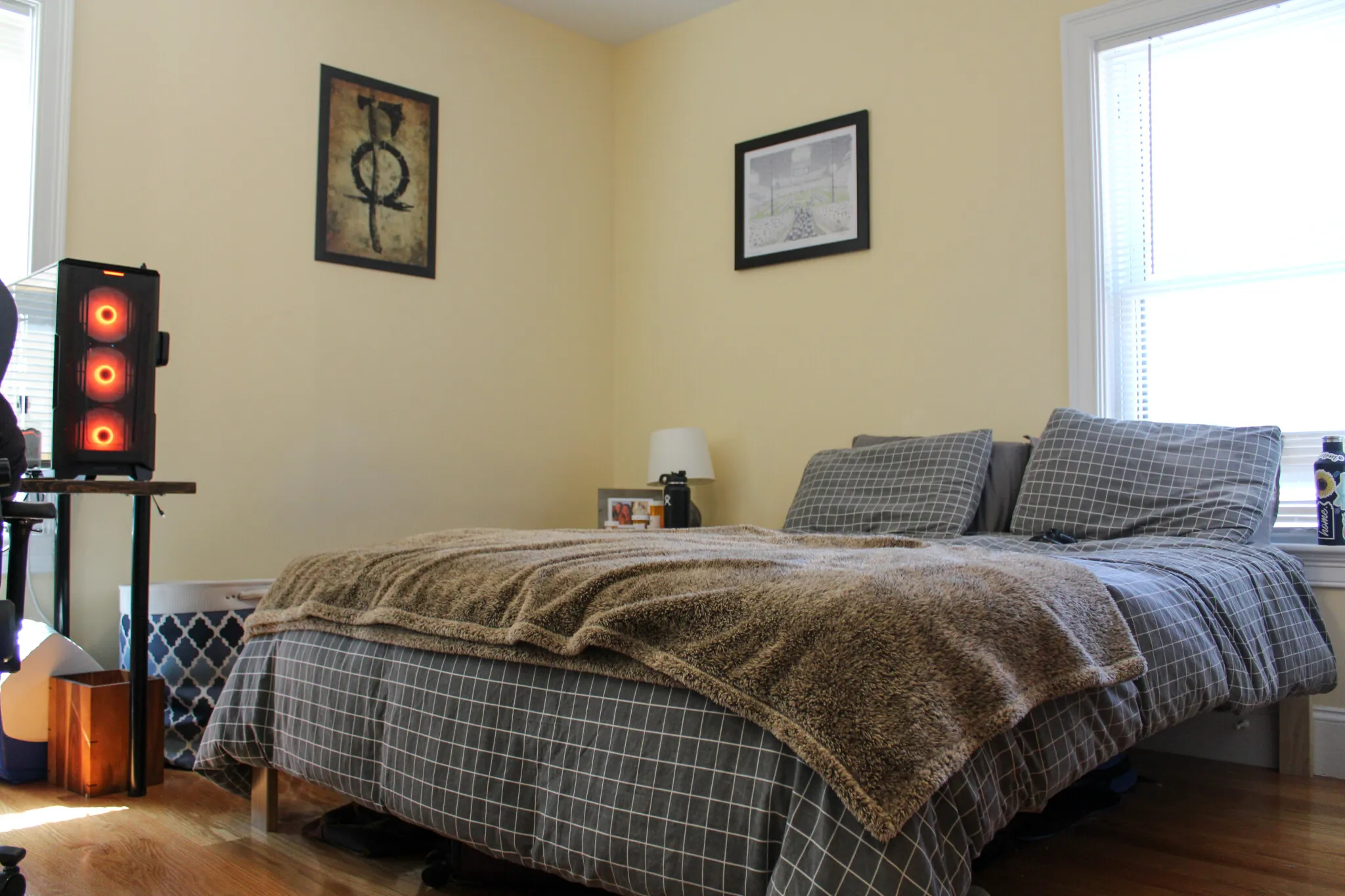 4 bed, 2 bath apartment for rent at 118 Holland St Unit 2R, Davis Square — photo 11 of 22