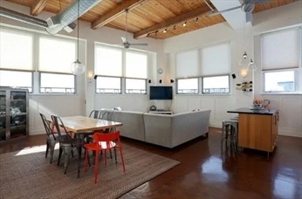 2 bed, 2 bath apartment for rent at 118 Holmes St Unit 401, North Quincy — photo 1 of 9