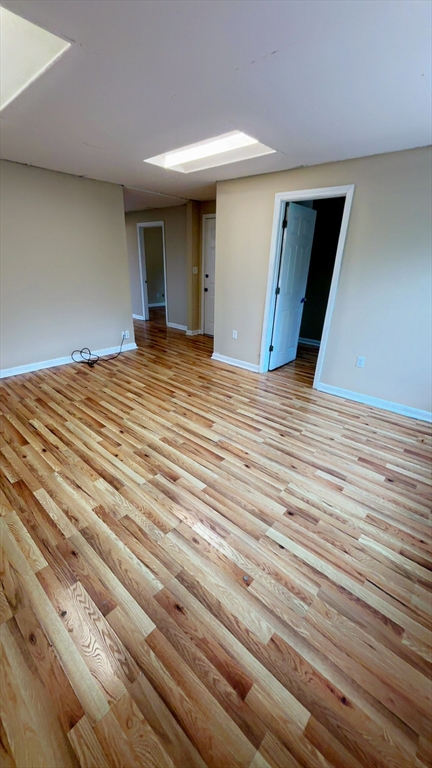 3 bed, 1 bath apartment for rent at 118 Maple St Unit 2, Fall River — photo 4 of 20