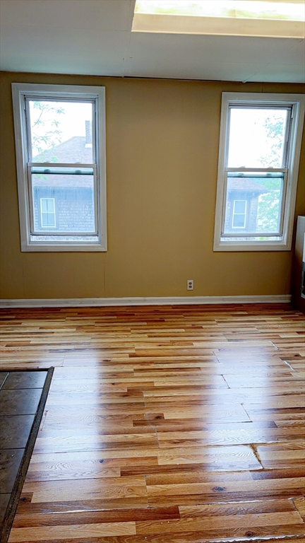 3 bed, 1 bath apartment for rent at 118 Maple St Unit 2, Fall River — photo 17 of 20