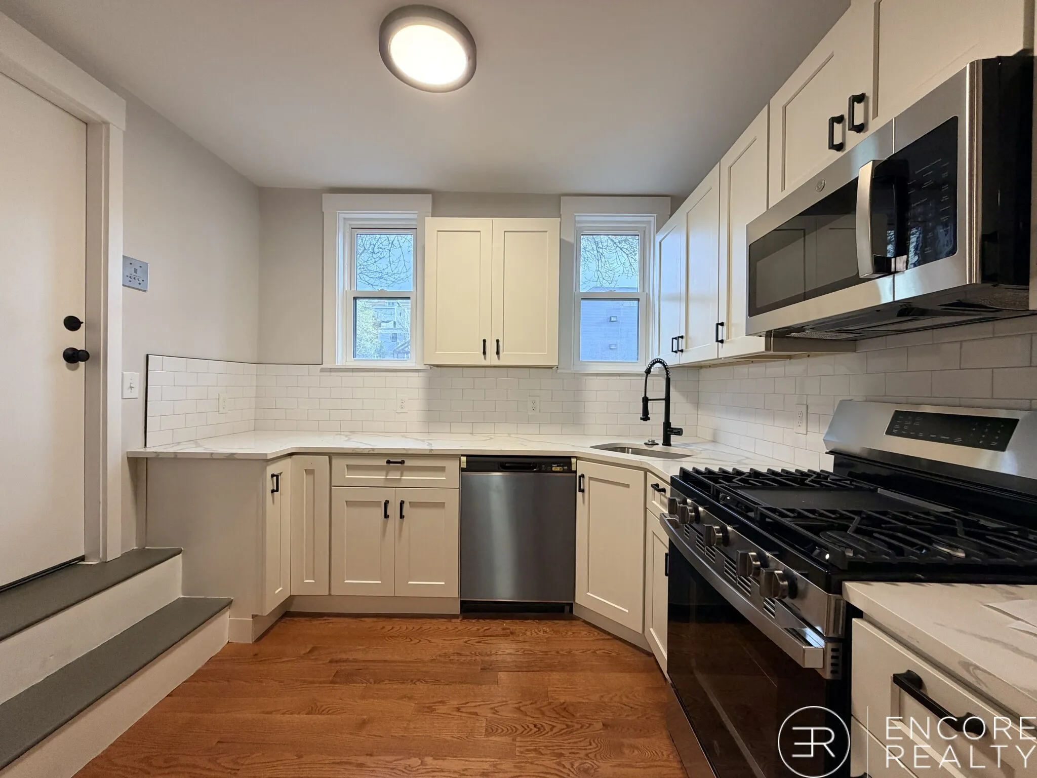 2.5 bed, 1 bath apartment for rent at 118 Marginal St Unit 101, East Boston — photo 4 of 35
