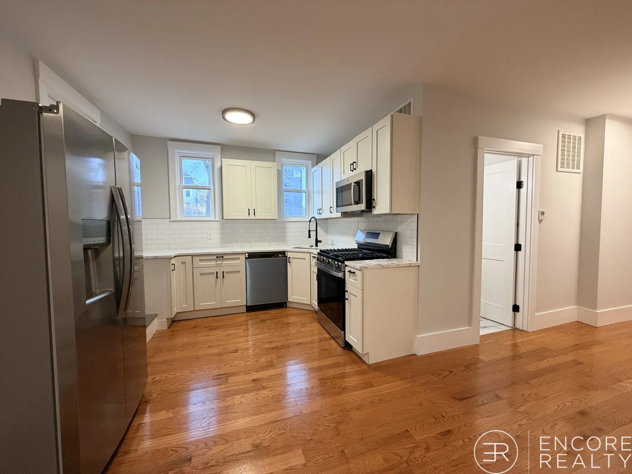 2.5 bed, 1 bath apartment for rent at 118 Marginal St Unit 101, East Boston — photo 3 of 35