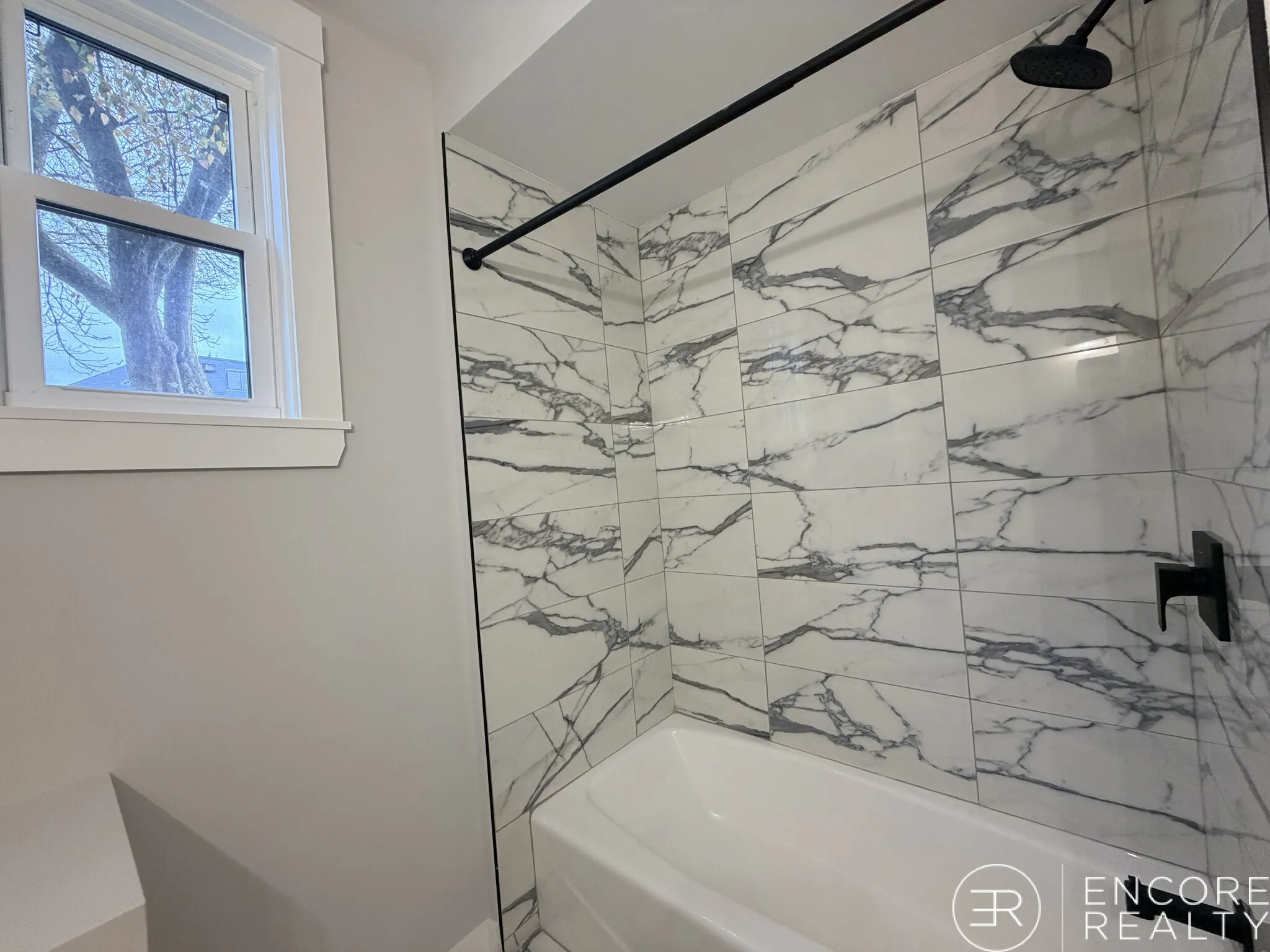 2.5 bed, 1 bath apartment for rent at 118 Marginal St Unit 1a, East Boston — photo 8 of 35