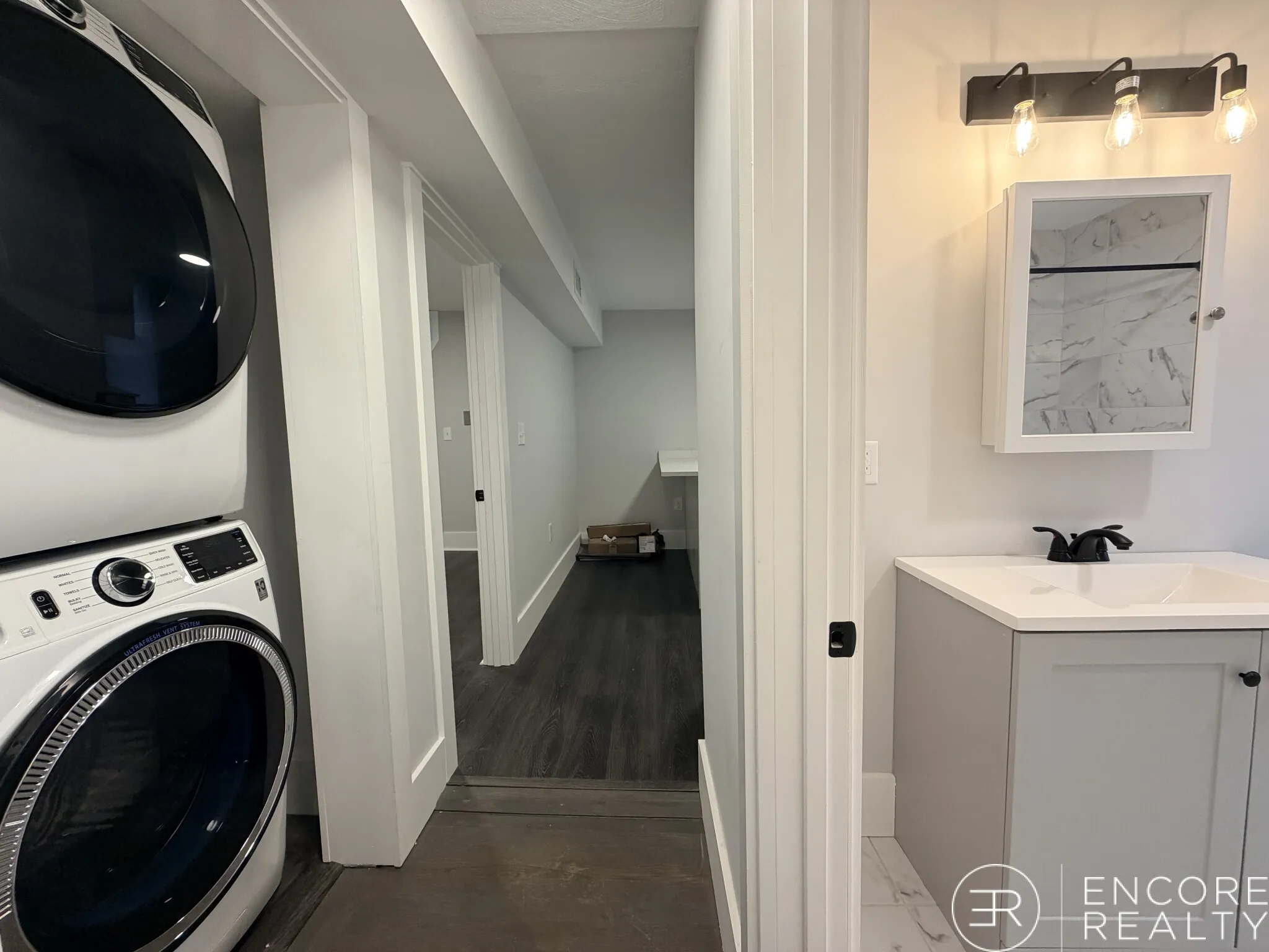 3.5 bed, 1 bath apartment for rent at 118 Marginal St Unit 2W, East Boston — photo 6 of 42