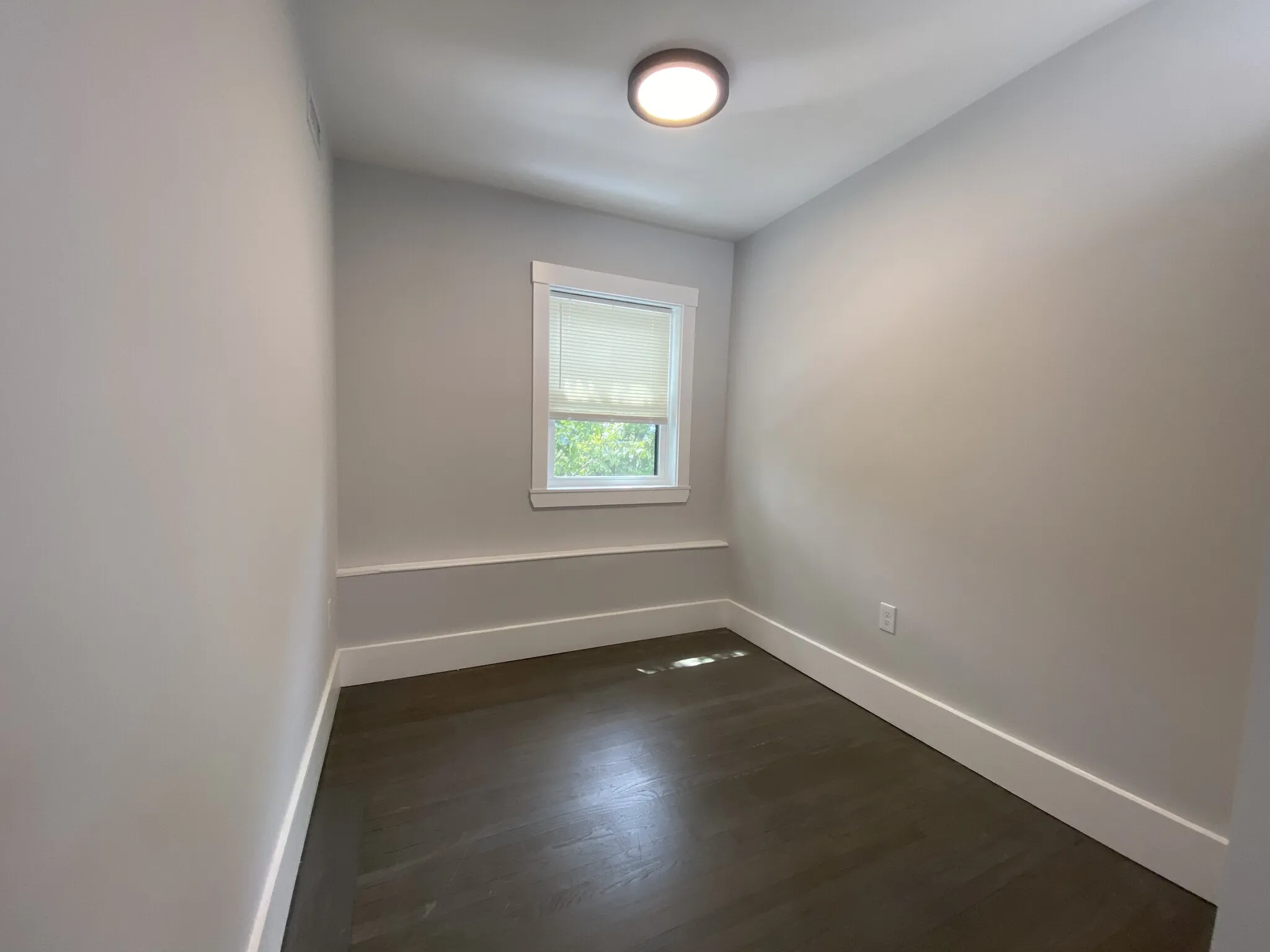 3.5 bed, 1 bath apartment for rent at 118 Marginal St Unit 2W, East Boston — photo 37 of 42