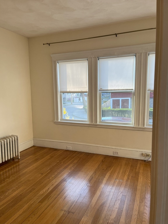 2 bed, 1 bath apartment for rent at 118 Milton Unit 118, Arlington — photo 4 of 12