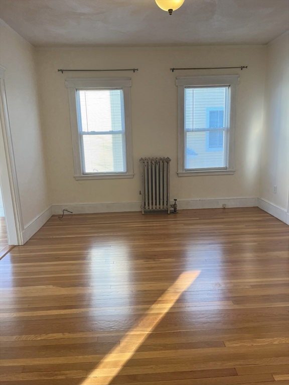 2 bed, 1 bath apartment for rent at 118 Milton Unit 118, Arlington — photo 3 of 12