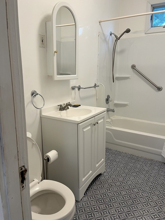 2 bed, 1 bath apartment for rent at 118 Milton Unit 118, Arlington — photo 12 of 12