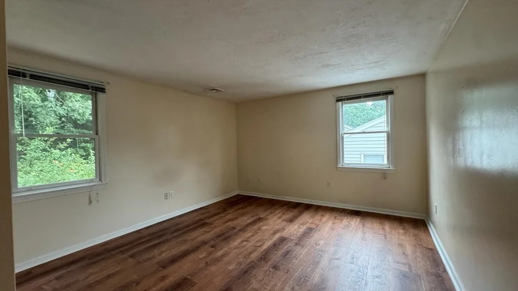 3 bed, 1.5 bath apartment for rent at 118 Montclair Ave Unit 1, Piety Corner Historic District — photo 21 of 36