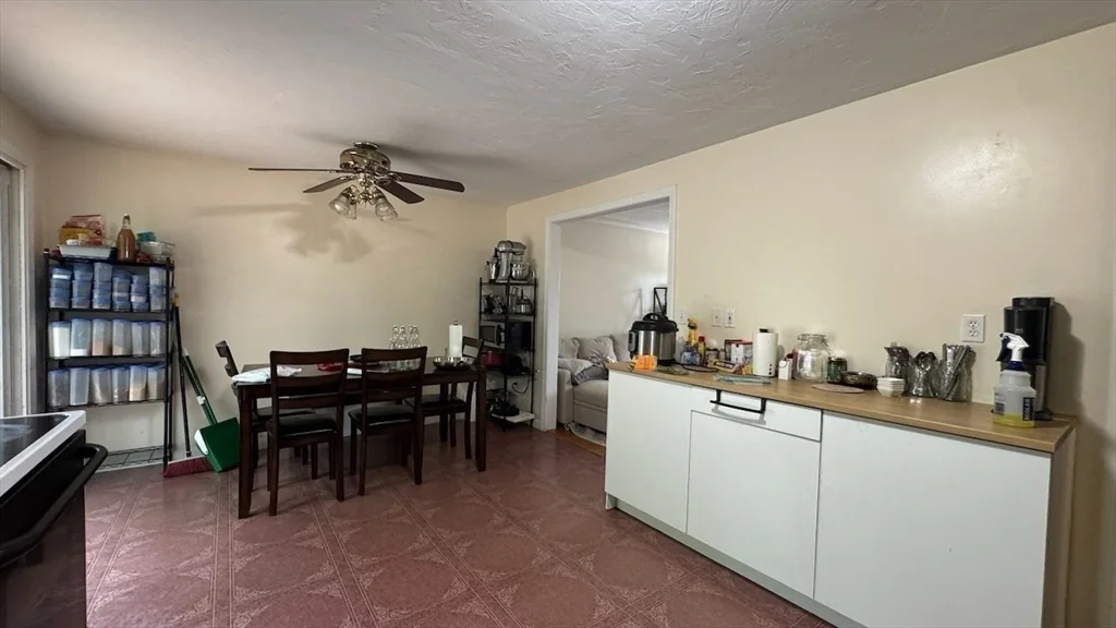 3 bed, 1.5 bath apartment for rent at 118 Montclair Ave Unit 1, Piety Corner Historic District — photo 8 of 36