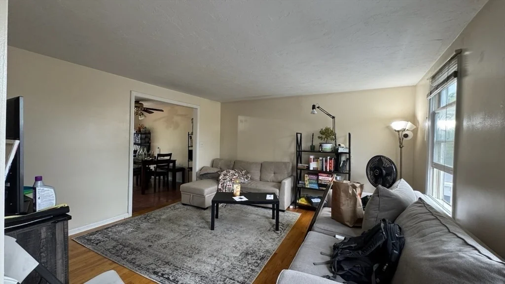 3 bed, 1.5 bath apartment for rent at 118 Montclair Ave Unit 1, Piety Corner Historic District — photo 5 of 36