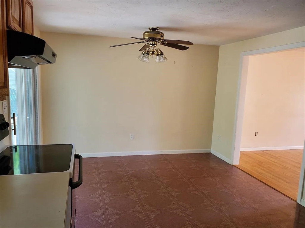 3 bed, 1 bath apartment for rent at 118 Montclair Ave Unit SF, Waltham — photo 9 of 26