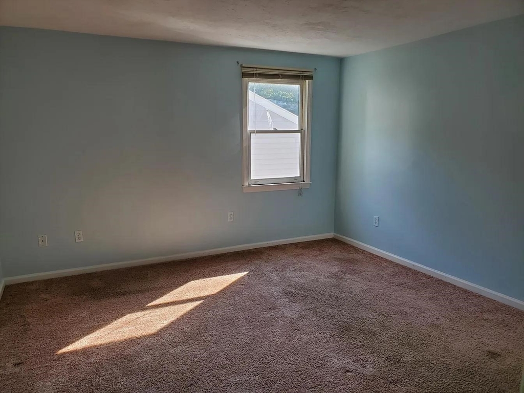 3 bed, 1 bath apartment for rent at 118 Montclair Ave Unit SF, Waltham — photo 16 of 26