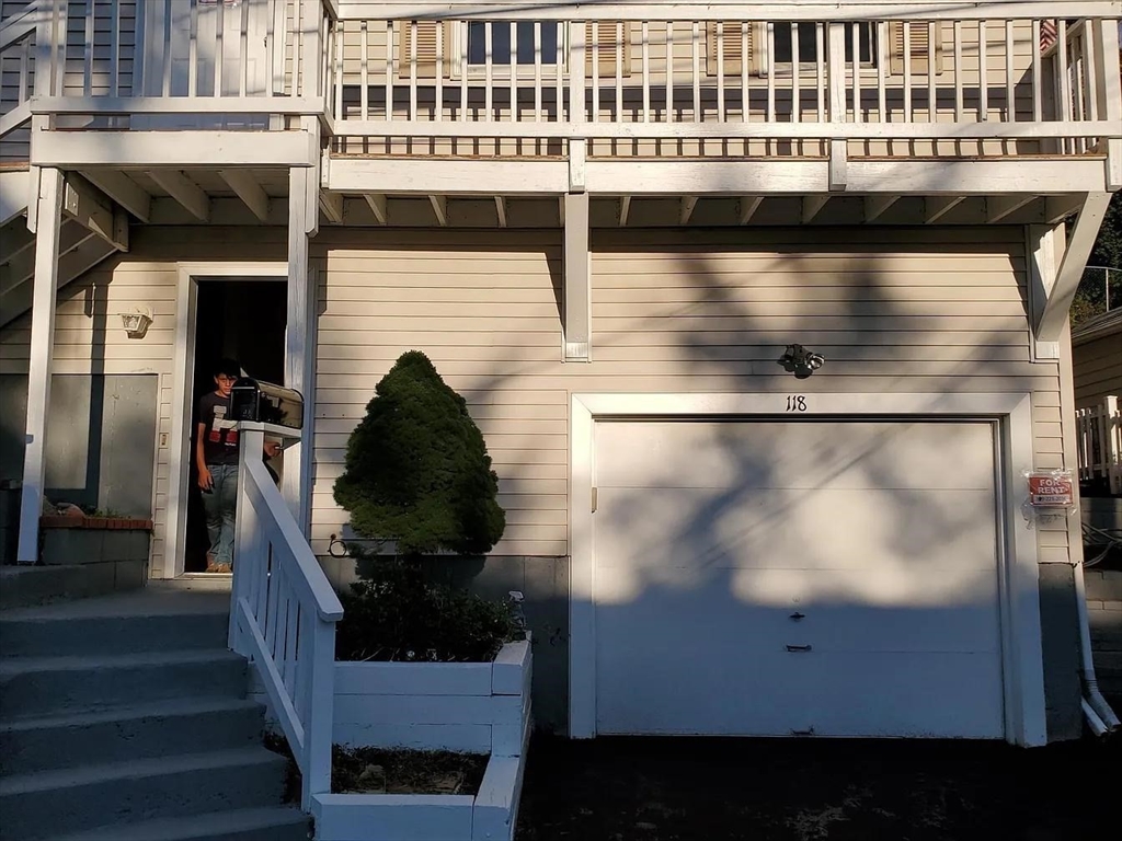 3 bed, 1 bath apartment for rent at 118 Montclair Ave Unit SF, Waltham — photo 3 of 26