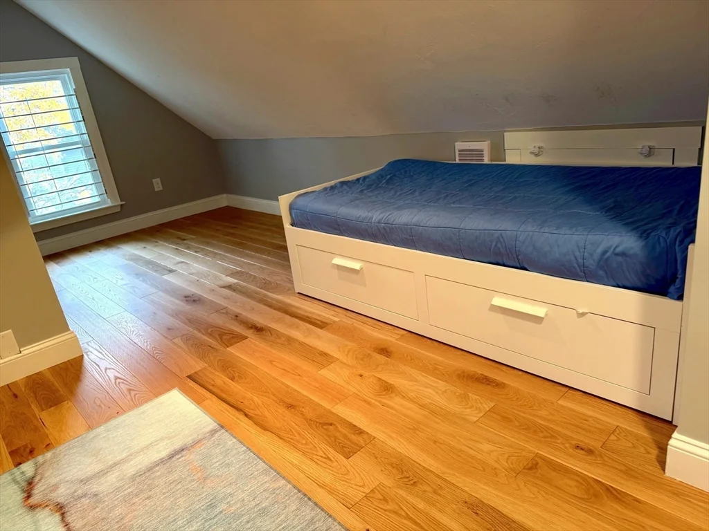 4 bed, 1 bath apartment for rent at 118 Newburg St Unit 118, Roslindale — photo 26 of 37