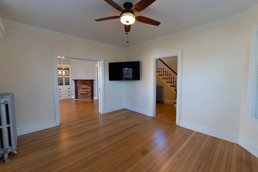 4 bed, 1 bath apartment for rent at 118 Newburg St Unit 118, Roslindale — photo 10 of 37