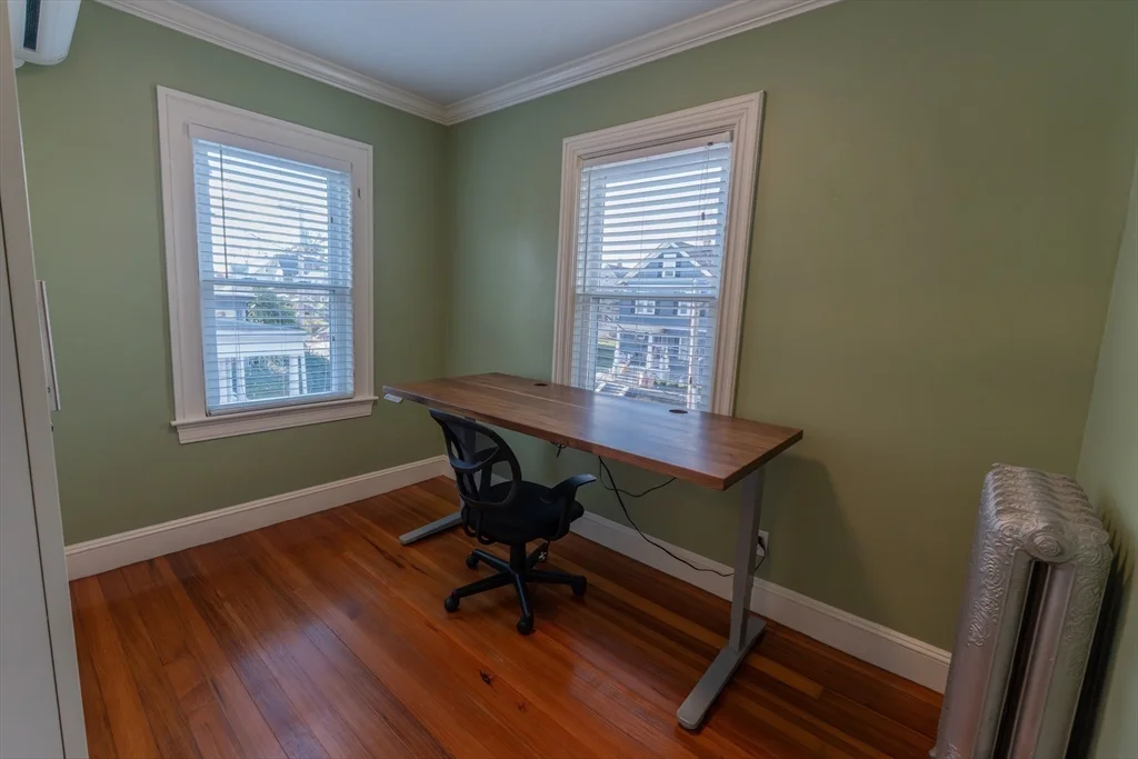 4 bed, 1 bath apartment for rent at 118 Newburg St Unit 118, Roslindale — photo 19 of 37