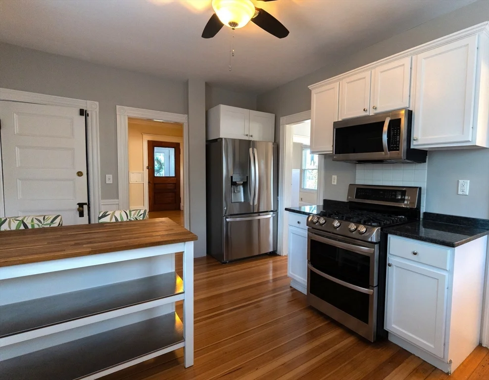 4 bed, 1 bath apartment for rent at 118 Newburg St Unit 118, Roslindale — photo 8 of 37