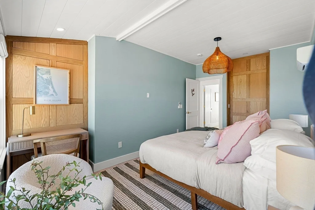 3 bed, 2 bath apartment for rent at 118 Northern Unit WINTER, Plum Island — photo 18 of 35