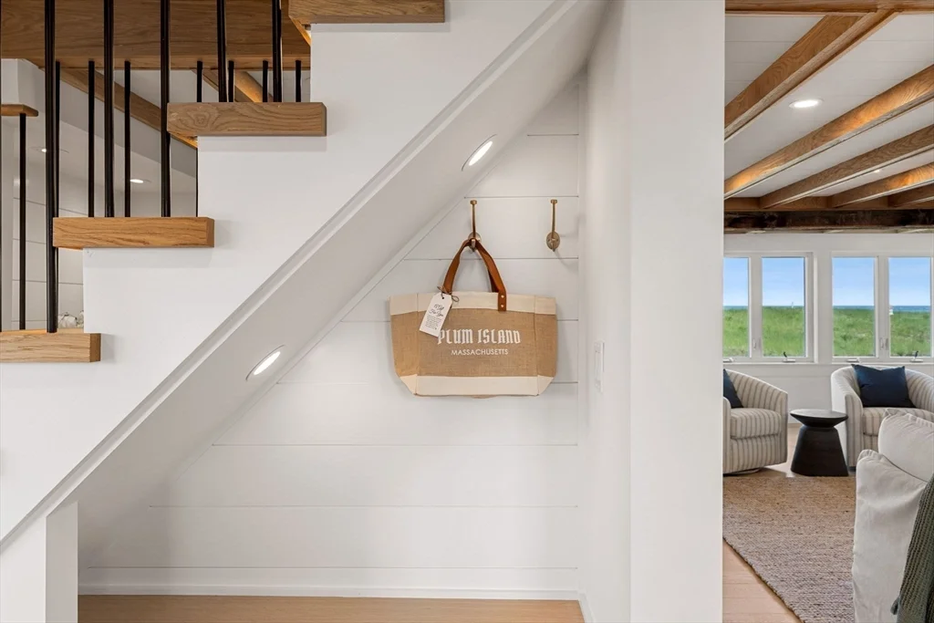 3 bed, 2 bath apartment for rent at 118 Northern Unit WINTER, Plum Island — photo 13 of 35