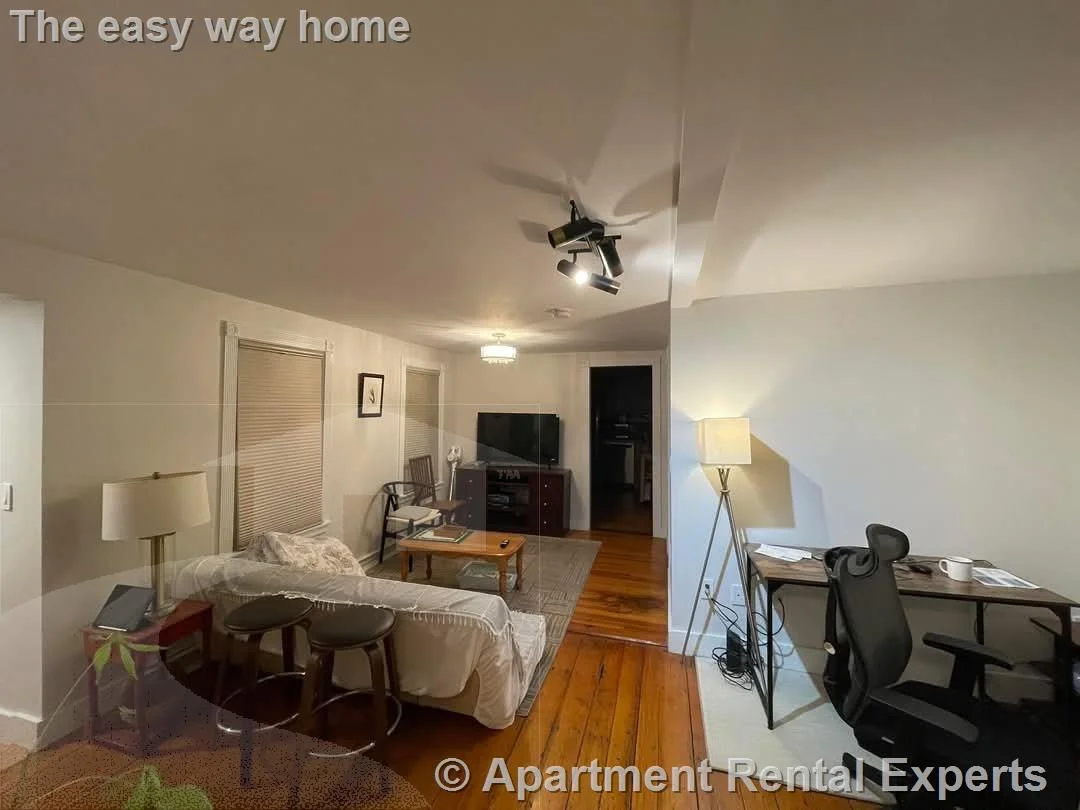2 bed, 1 bath apartment for rent at 118 Otis St Unit 1, East Cambridge — photo 5 of 14