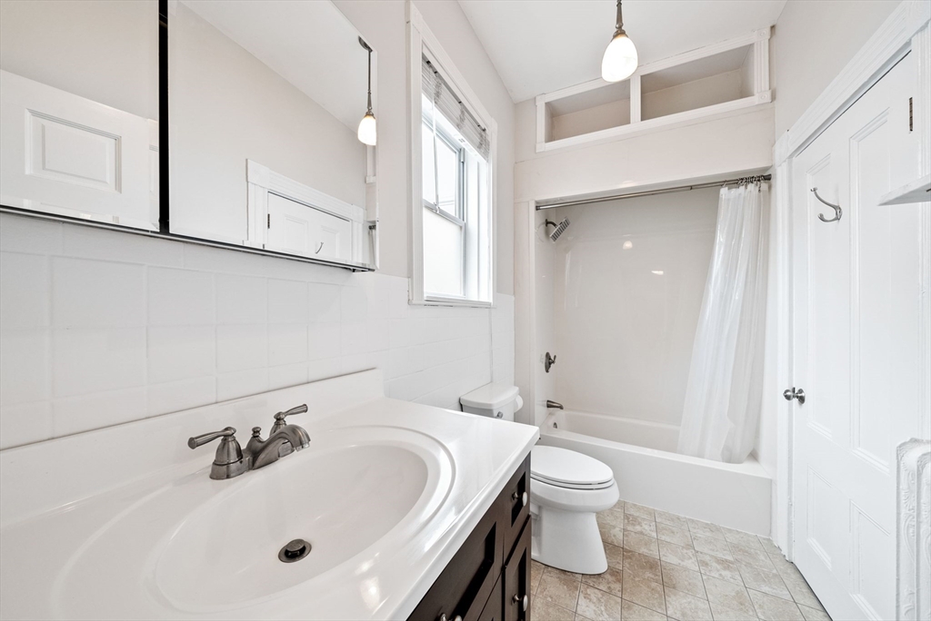 2 bed, 1 bath apartment for rent at 118 Princeton St Unit 1, East Boston — photo 10 of 16