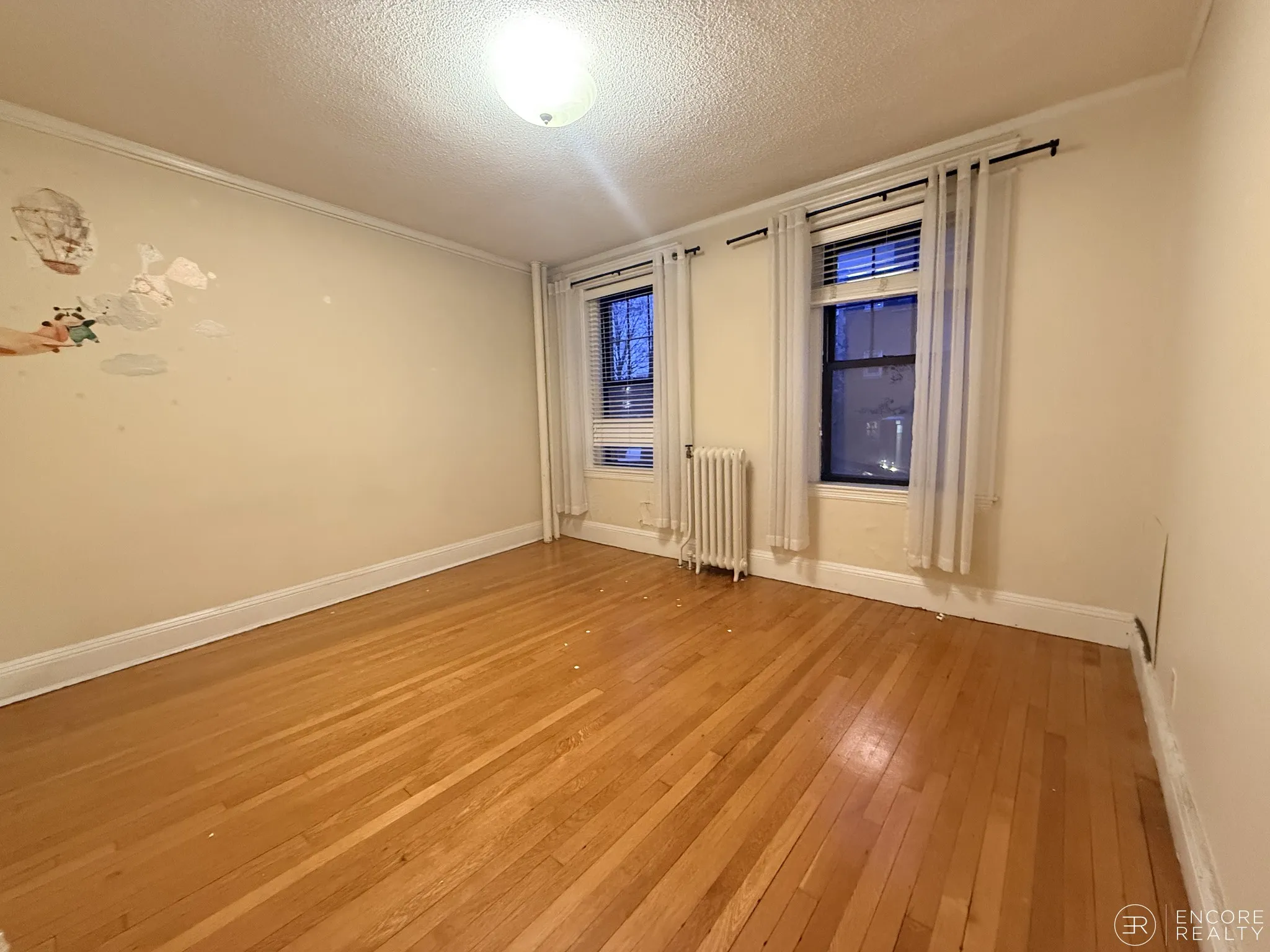 1 bed, 1 bath apartment for rent at 118 Riverway Unit 10, Longwood — photo 5 of 10