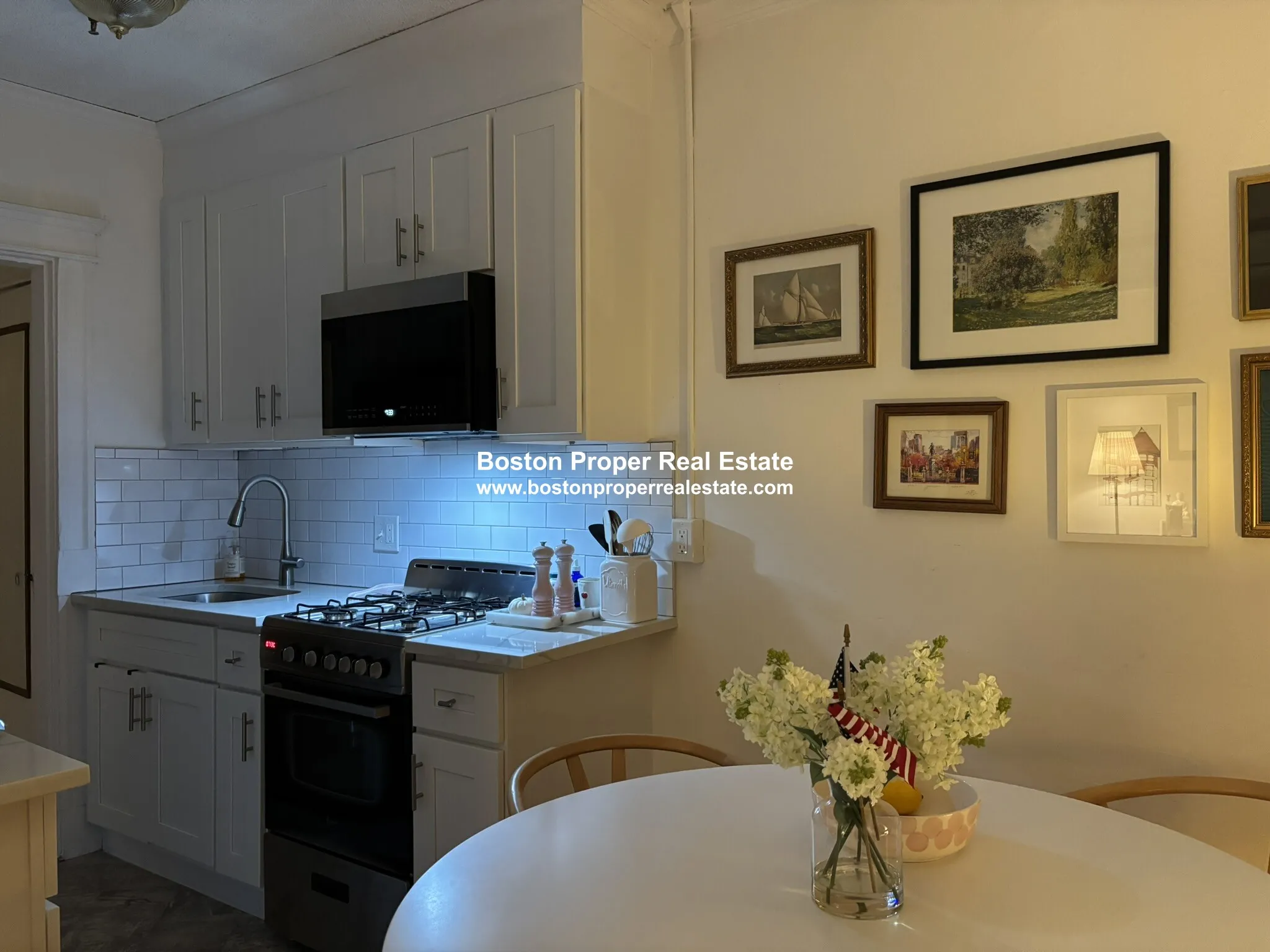 1 bed, 1 bath apartment for rent at 118 Riverway Unit 19, Longwood — photo 2 of 8