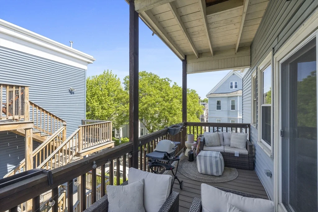 3 bed, 2 bath apartment for rent at 118 Saxton St Unit 3, Dorchester — photo 21 of 23