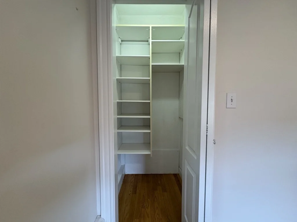 2 bed, 1 bath apartment for rent at 118 Sherman St Unit 118, Neighborhood Nine — photo 23 of 31