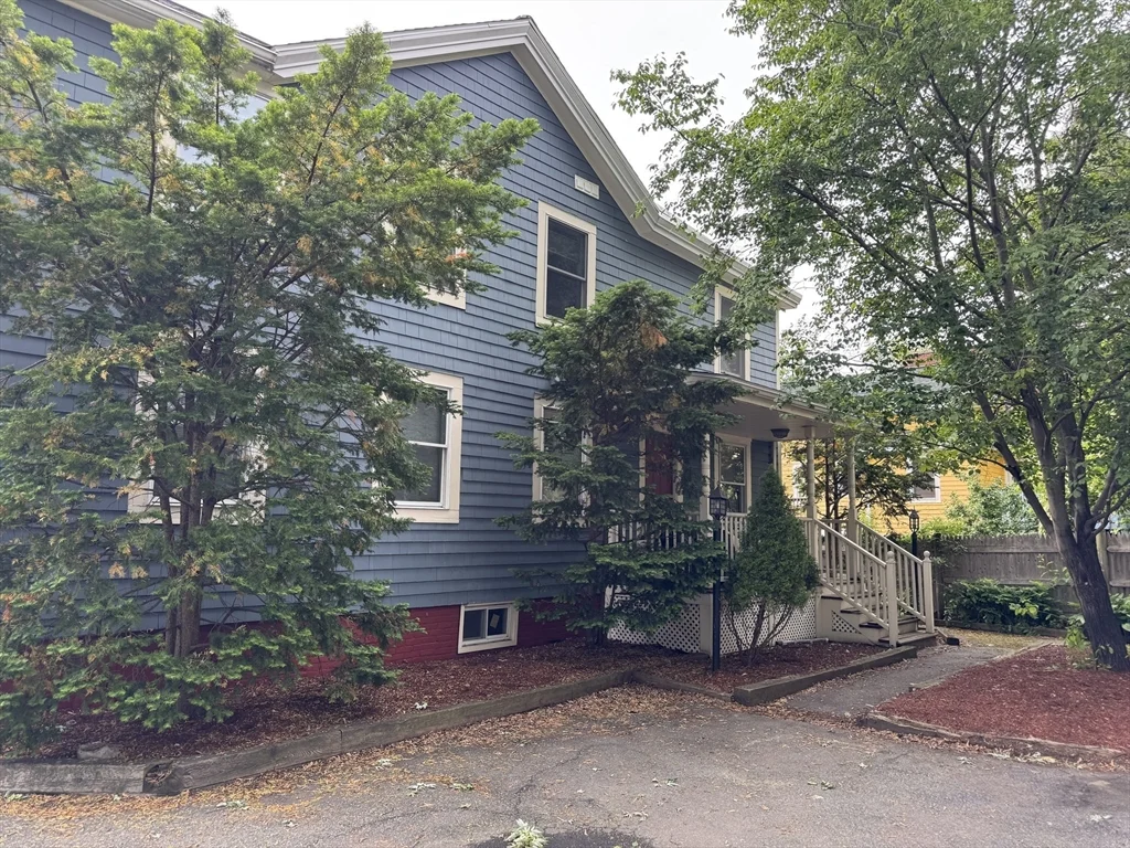 2 bed, 1 bath apartment for rent at 118 Sherman St Unit 118, Neighborhood Nine — photo 27 of 31