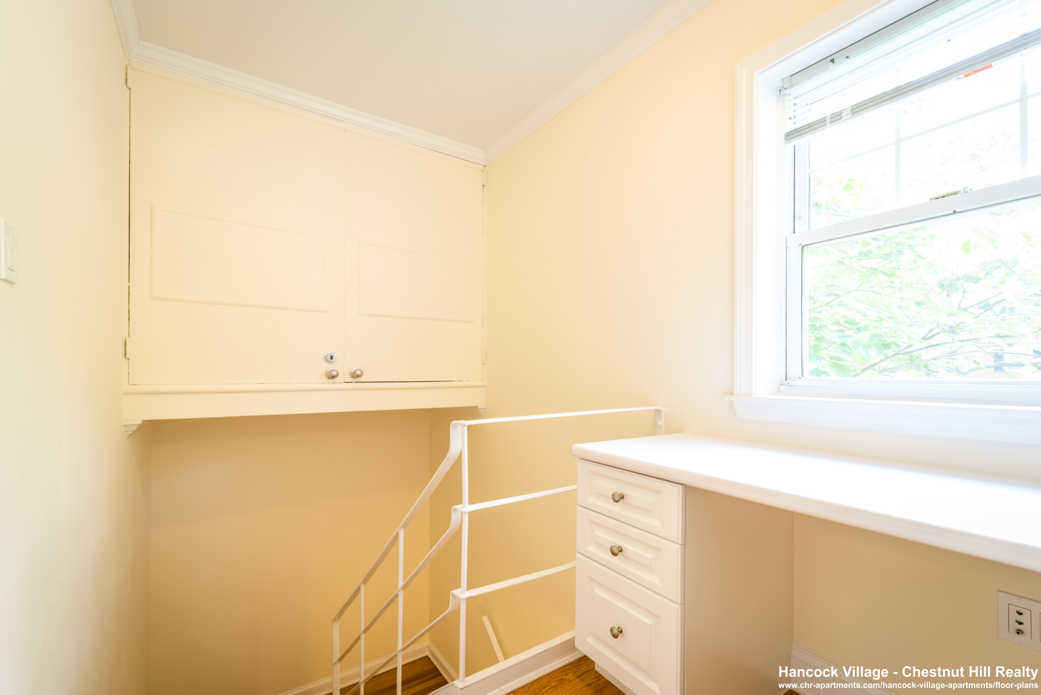2 bed, 1 bath apartment for rent at 118 Thornton Rd Unit 1, Chestnut Hill — photo 5 of 7