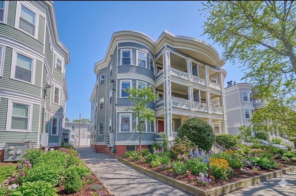 3 bed, 2 bath apartment for rent at 118 Trowbridge St Unit 6, Mid Cambridge — photo 26 of 27
