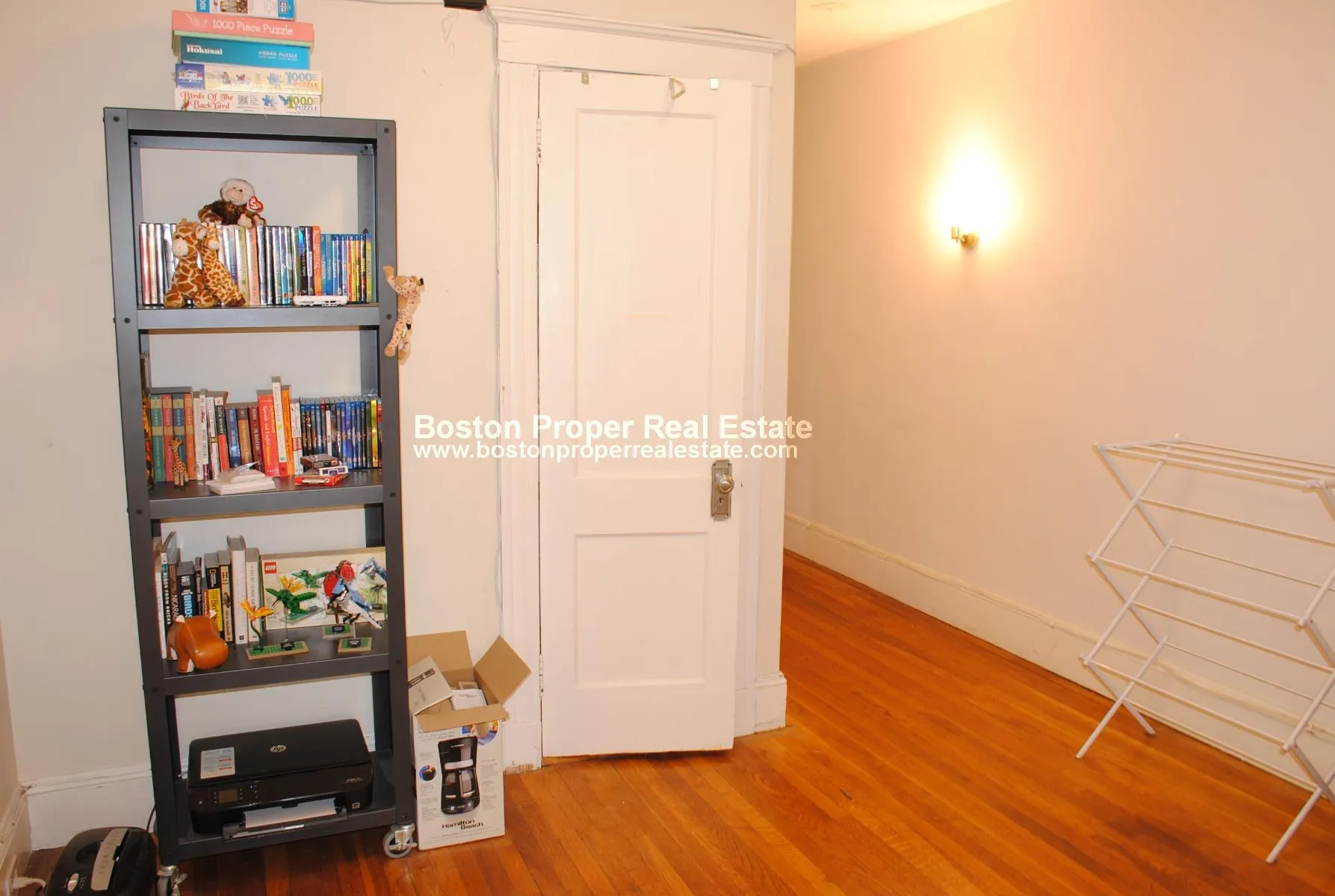 3 bed, 1 bath apartment for rent at 118 University Rd Unit 3, Aspinwall Hill — photo 3 of 17