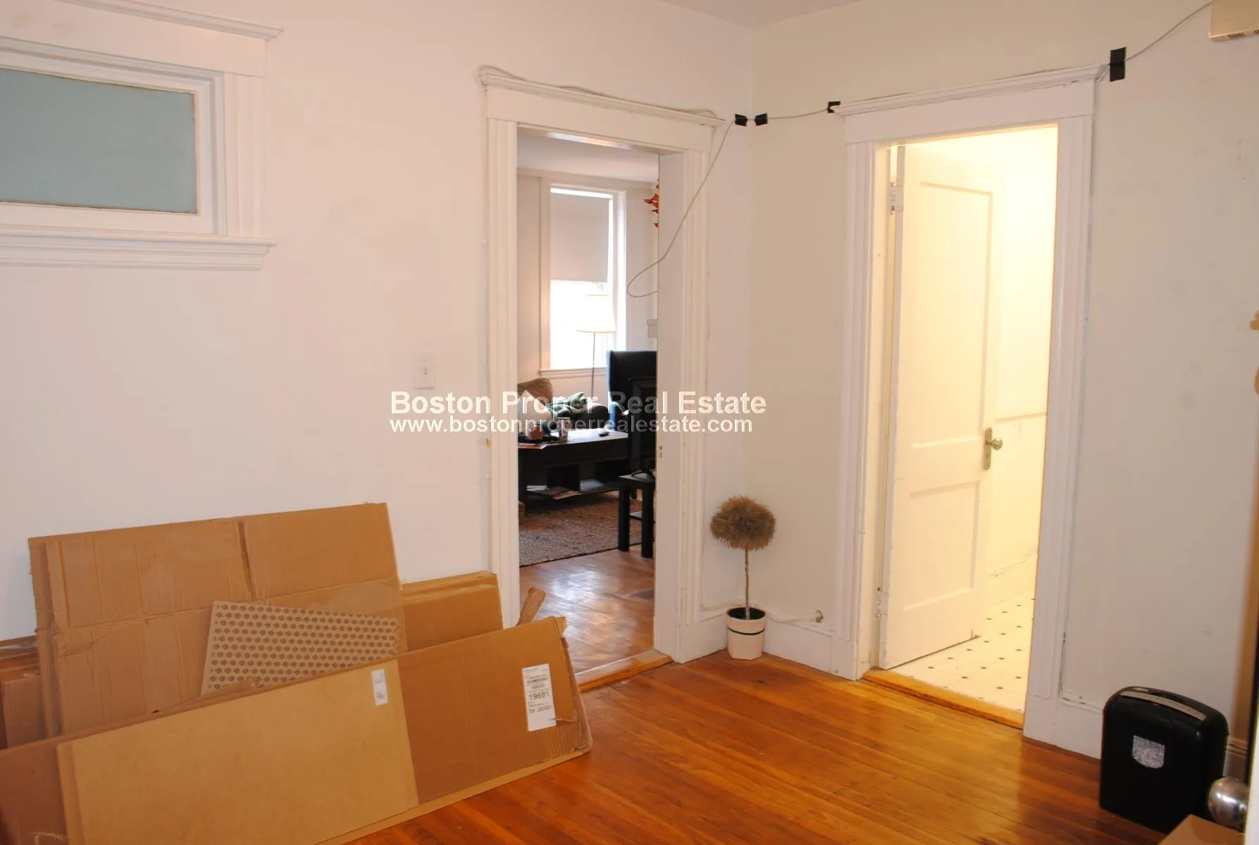 3 bed, 1 bath apartment for rent at 118 University Rd Unit 3, Aspinwall Hill — photo 11 of 17