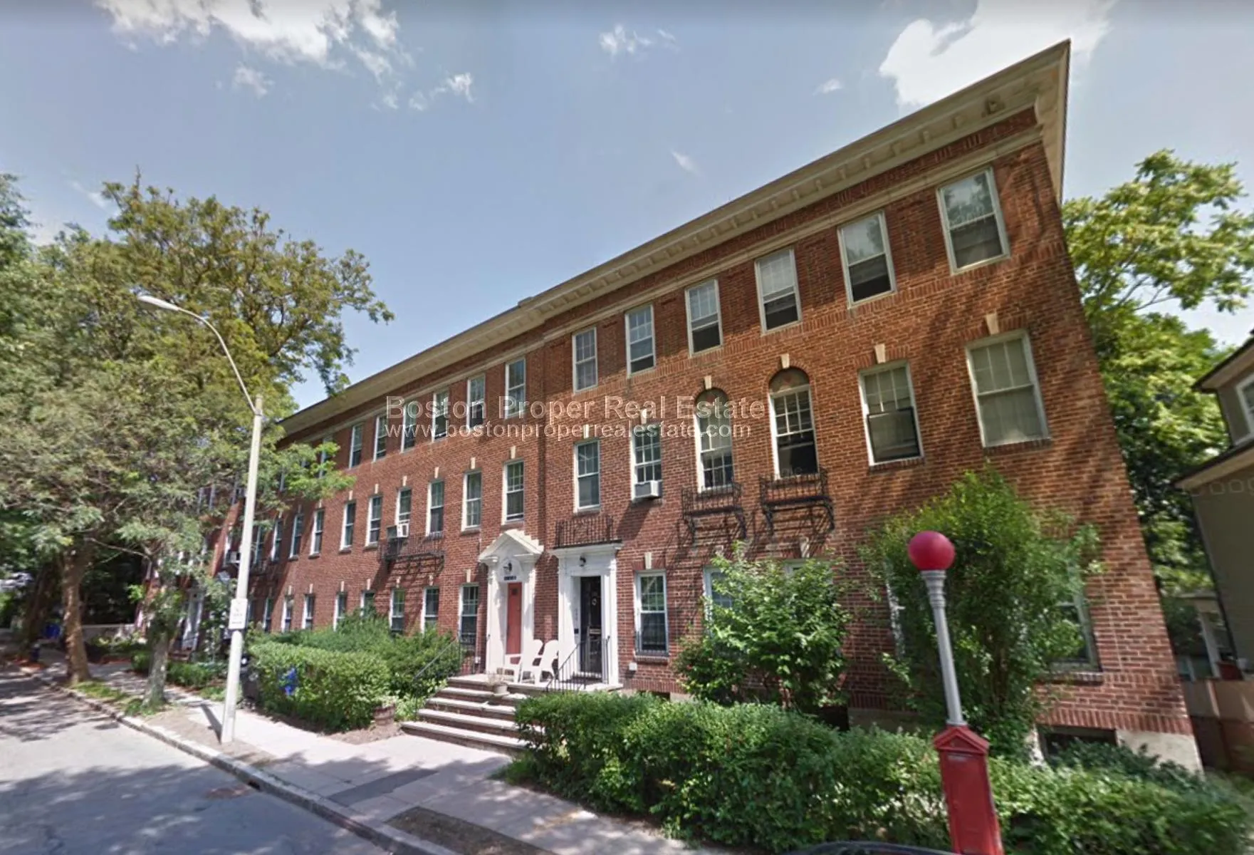 3 bed, 1 bath apartment for rent at 118 University Rd Unit 3, Aspinwall Hill