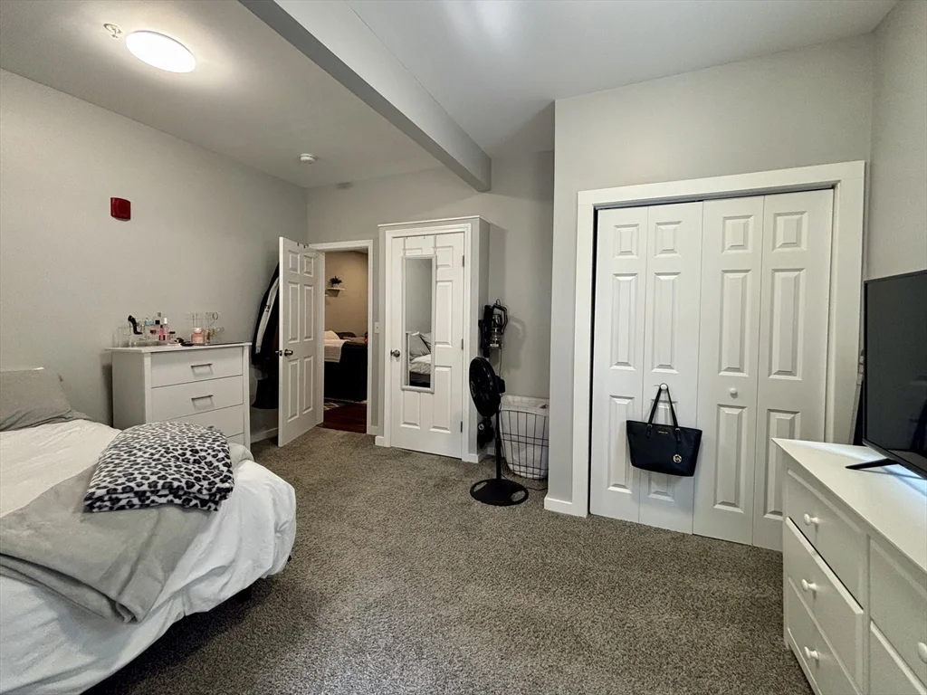 1 bed, 1 bath apartment for rent at 118 Vernon St Unit 2, Gardner — photo 12 of 14
