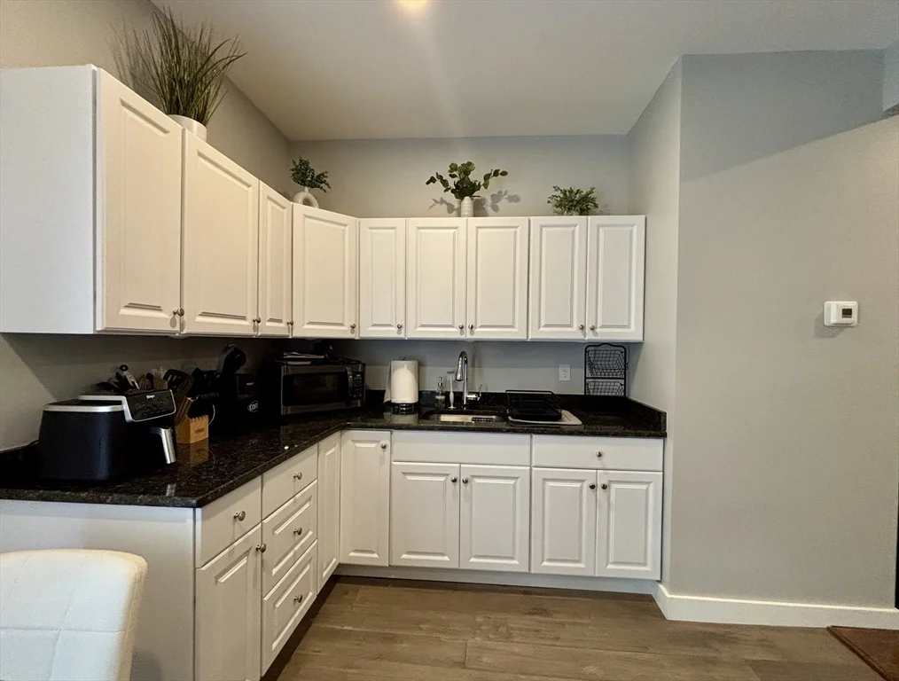 1 bed, 1 bath apartment for rent at 118 Vernon St Unit 2, Gardner — photo 6 of 14
